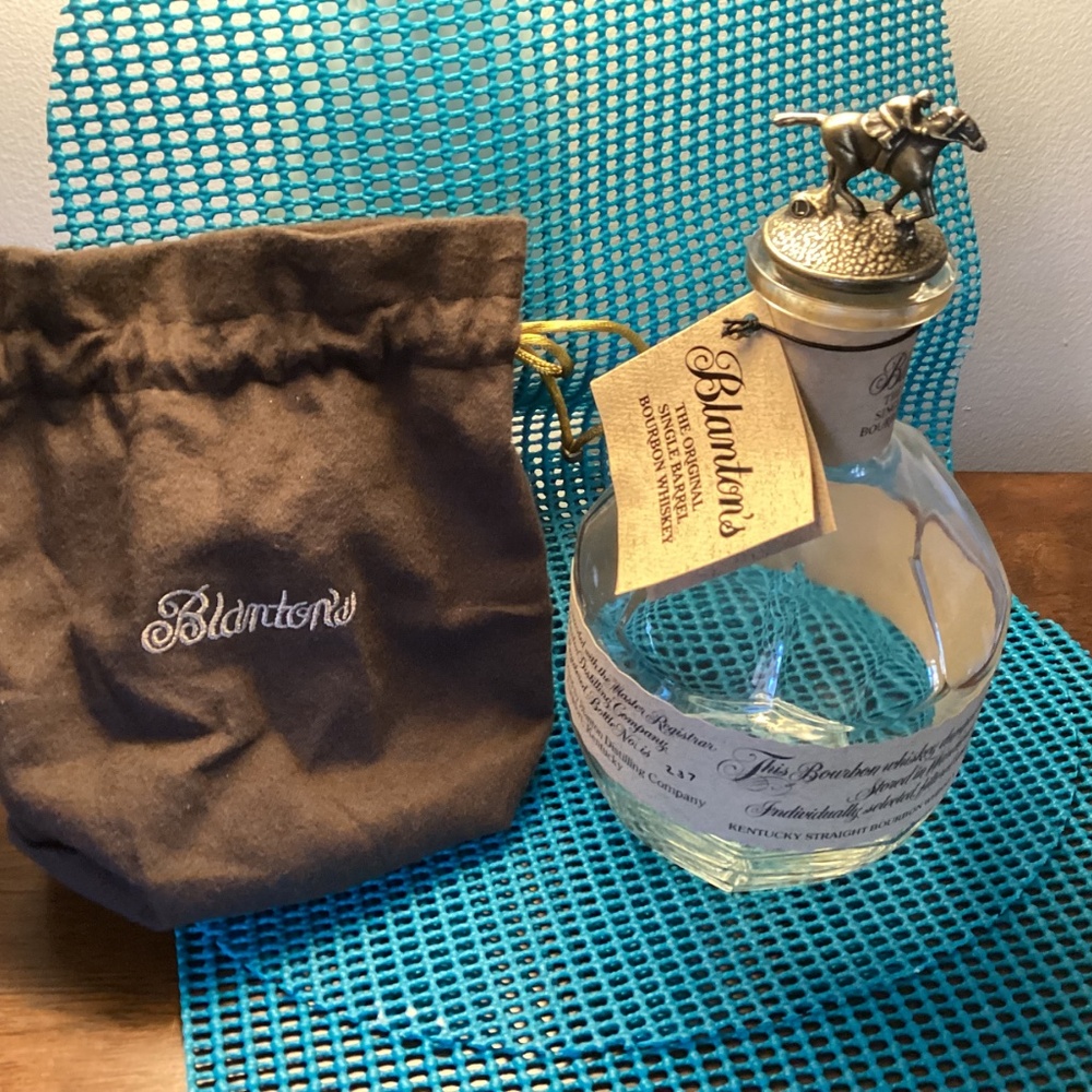 Blanton’ Bourbon Bottle w/ bag - Picture 7 of 7
